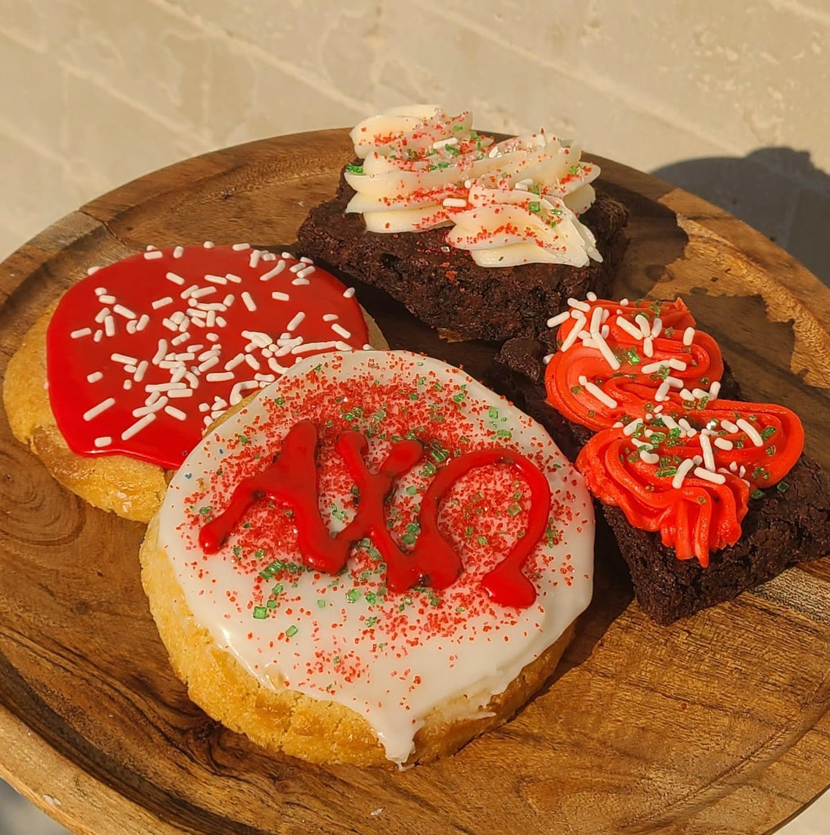 LaTech Sorority Bakery Box